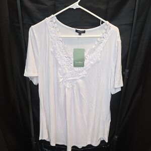 Tribal White Lace Detail Women's Blouse